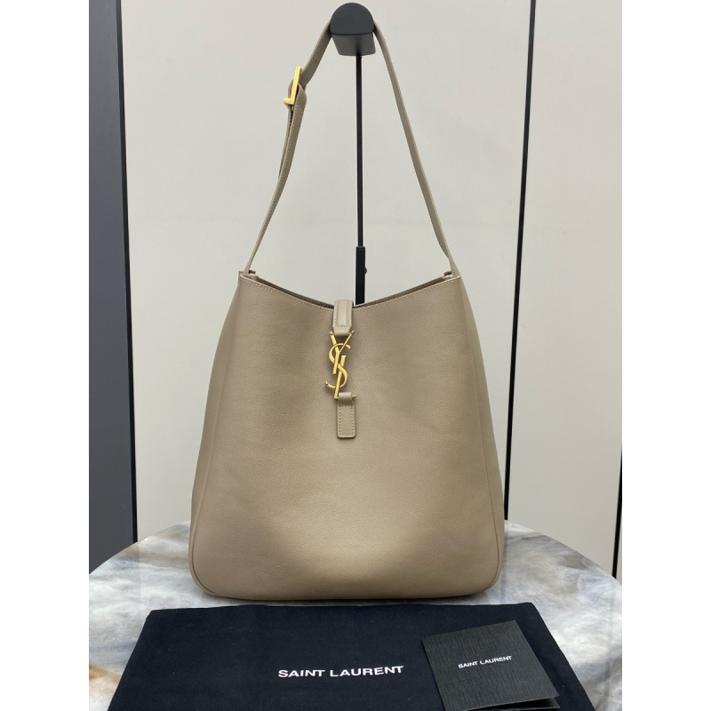 Saint Laurent LE 5 À 7 Supple Large in grained leather -Dusty  grey