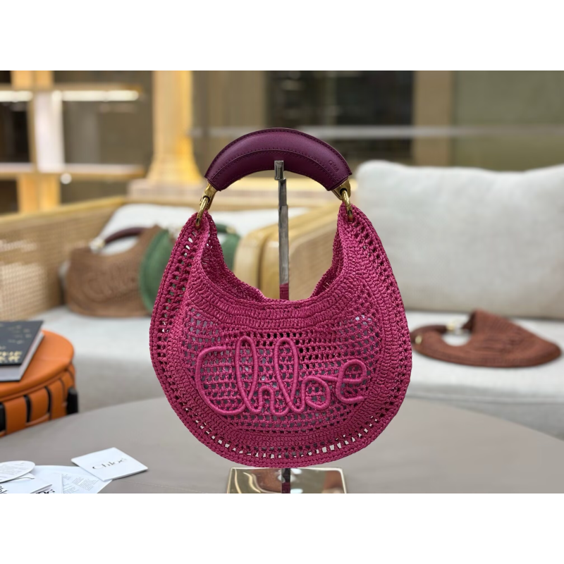 Chloe Summer Banana Hobo bag in Raffia 