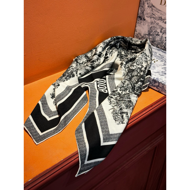 Dior Silk and cashmere scarf