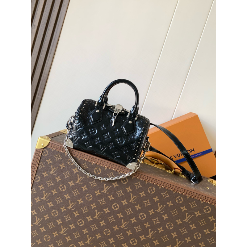 M27921 Fashion Show Speedy Trunk 20