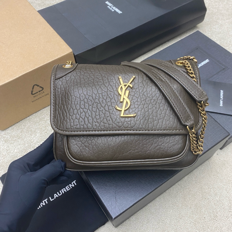 Saint Laurent Niki Baby in grained leather-Light musk