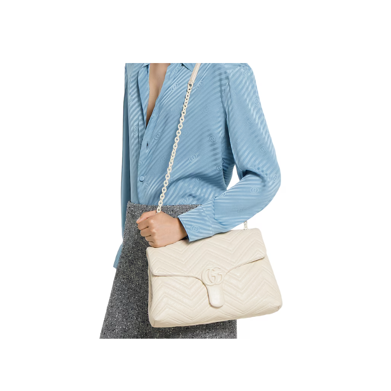 GG Marmont medium shoulder bag